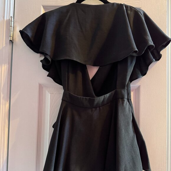 Do+Be Black Open Back Ruffle Romper - Picture 5 of 6